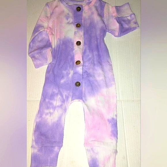 NWT Infants 12mo Pretty Purple Tie-dye knit long sleeve Gradient Jumpsuit - Picture 7 of 11